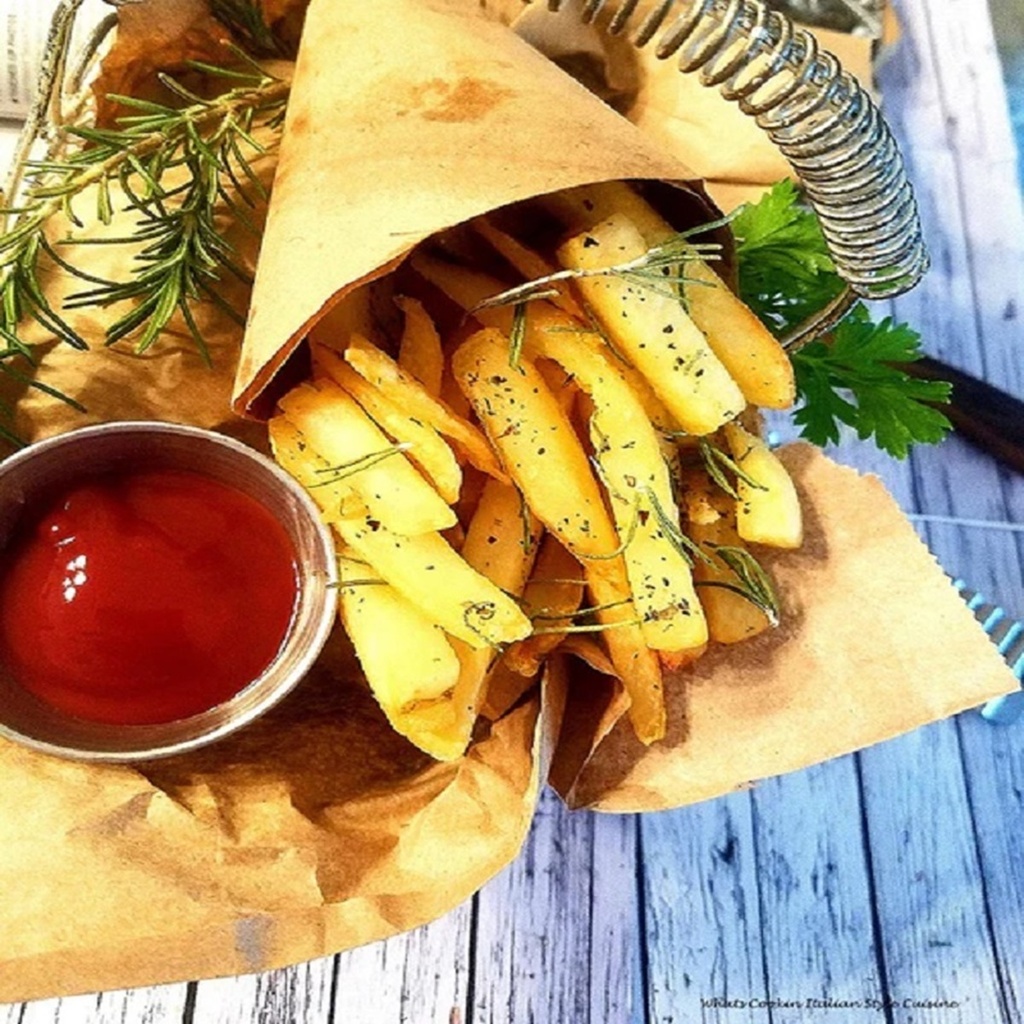 Herb Seasoned Wedges/Fries