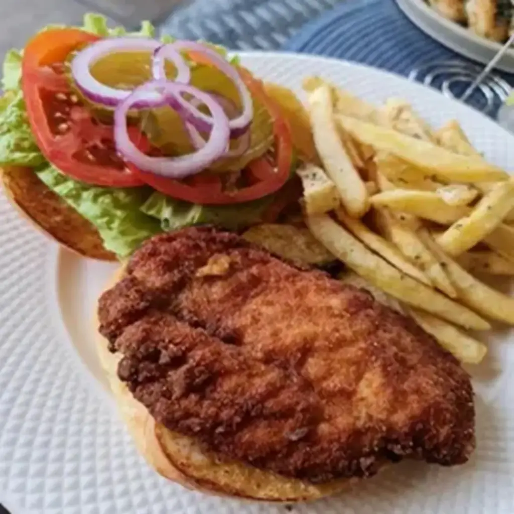 (C)The Milanese Burger 